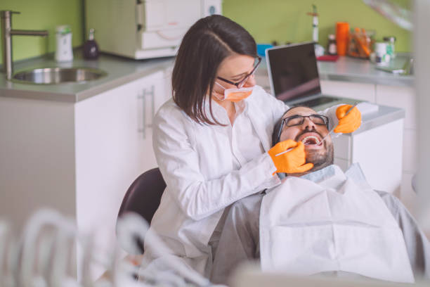 Emergency Dental Services for Seniors